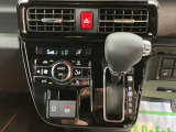 ご納車前に納車点検(法定12ヶ月点検相当)を実施し、基本性能に関わる機能や状態を徹底的に点検します。