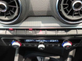 安全で快適なAudiライフを送るために、輸入認定中古車初の5年無償保証をはじめとする充実した保証サービスを提供させていただいております。