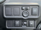 ナガイロングオートでは、オークション等を駆使して約10万台の中から、お客様の希望車(中古車)を迅速にお探しするご協力を致します。お気軽に担当者へ、ご希望車種・年式・ご予算などをお伝えくださいませ。