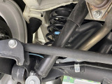 お車を安心してお乗りいただく為には、足回りの定期点検が欠かせません。サービスサポート(有償保証)では無料点検もご提供しており、安心のカーライフをお過ごしいただけるサポート体制が整っています。
