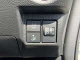 運転席右側のスイッチ類です。