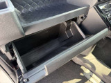 助手席前のグローブBOXです。