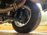 お車を安心してお乗りいただく為には、足回りの定期点検が欠かせません。サービスサポート(有償保証)では無料点検もご提供しており、安心のカーライフをお過ごしいただけるサポート体制が整っています。