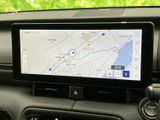 鮮明な地図表示で、安全なドライブをサポート。スムーズなナビゲーションで、目的地への道案内をしてくれます。