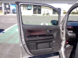 助手席側のドアです!