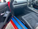 お車の事に関してはどんな事でもお気軽にお問合せください。フリーダイヤル:0078-6003-994654