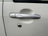 お車の状態は内外装共にとても綺麗な状態を保っておりますので私共でも自信を持ってお薦め出来る1台です!!