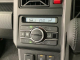 【オートエアコン】AUTOボタンを押してお好みの温度を設定!快適な室温でドライブをお楽しみいただけます♪