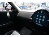 MINIは事故の際に人間を守れるように柔らかい素材で作られております。
