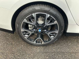 お車の詳細に関しまして、当店スタッフまでお気軽にお問い合わせくださいませ。全国のお客様からのお問合せをお待ち致しております。BMW Premium Selection千葉中央 ・043-305-2111