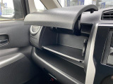 当店のお車をご覧いただきましてありがとうございます。お車についてのご質問やお見積りのご依頼、ご購入にあたってのご相談などは無料電話(0078-6002-312860)にお気軽にお問い合わせ下さい!
