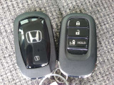 スマートエントリーシステムのお車です。スペアキーもございます。