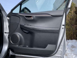 ☆クルマ買ったらエンジンオイル無料のテクノオートリアルです。納車時より走行距離4000キロ又は6ヶ月に一回のペースでご来店していただければ、エンジンオイル交換が無料です!工賃・オイル代金が0円!