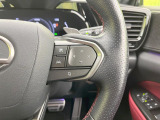 【レーダークルーズコントロール】高速道路での長距離走行が楽に!!自動で速度を保つクルーズコントロールが、衝突軽減システムと連携し、前方の車両を感知して車間を保つように速度調節してくれます!!