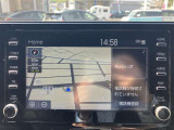 純正ナビを装備。タッチパネル式で使いやすく、お出かけもラクラクです。