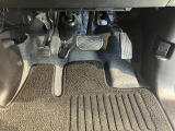 ご納車前に納車点検(法定12ヶ月点検相当)を実施し、基本性能に関わる機能や状態を徹底的に点検します。