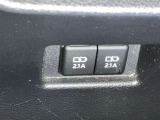 スマートフォンやお手持ちの機器のバッテリー残量が少なくなっても、運転中に充電ができるので安心ですね!