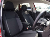 認定中古車保証1年間距離無制限の保証とロードアシスタンスサービスが全車に付帯されています。また、1年間または2年間の延長保証(有償)もご利用いただけます。