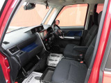 4WDを中心に大きな展示場に幅広い車種を展示しております。ゆっくりと色々な車種をご覧になりお客様の1台をお選びください。敷地内での試乗も出来ますのでお気軽にお声かけ下さい。