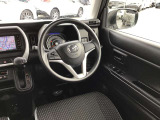 現在のMAZDA車はインパネ配置が視線の動きが少なくなるように設計レイアウトされています☆ひとつひとつの部品からMAZDAの安全に対するこだわりを感じる事が出来ます☆