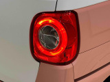 丸目で愛嬌のあるデザインのLEDリヤコンビネーションランプ(LEDストップランプ)が省電力・長寿命化を実現。