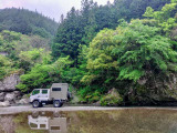 水面に映る姿は、お気に入りのショット。