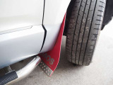 お車に関してのご質問などはLINE(ID友達検索&rarr;@210bdwpm)、直通アドレス(rerize@autorerize.co.jp)またはお電話(025-372-8118)までお気軽にお問合せ下さい♪