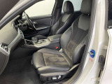 長時間の運転でも疲れにくく、オーナー様の事だけを考えて作成したBMWならではのとっておきのシートです。
