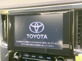 【9インチ ディスプレイオーディオ】大画面ディスプレイへお持ちのスマートフォンと連携して、ナビやbluetoothでの音楽再生が可能です♪デザインはもちろん操作性も良好!別途ナビ機能の取付可能です♪