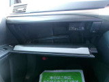 車検証入れ等小物も収納頂けます!!