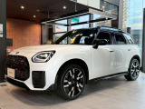 MINIといえばやはりスタイルが目を引きますよね。スタイルがきっかけで購入を決めた方が多いのも充分うなずけます。