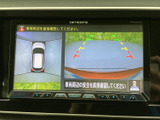 駐車や後退時の安全をサポート。後方視界を広げ、安全確認を容易にします。初心者の方にも安心です。