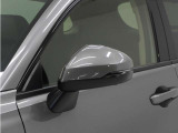 ◆ドアミラーウインカー◆ドアミラーにウインカーを装備しています。対向車に自身の進行方向を合図し安全に運転できます。