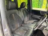 運転席シート廻りは使用感も少なく、良好な状態となっています。丁寧に使われていたことがよくわかりますね。