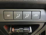 ETC車載機が収納されています。