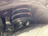 お車を安心してお乗りいただく為には、足回りの定期点検が欠かせません。サービスサポート(有償保証)では無料点検もご提供しており、安心のカーライフをお過ごしいただけるサポート体制が整っています。