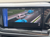 IQ.DRIVEの画面から各運転支援機能の状態を視覚的に確認できます。必要に応じて画面上から設定変更も可能です。