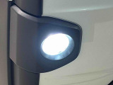 悪天候時に視界確保するLEDフォグランプが標準装備 !(^^)!