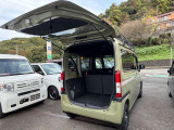 荷室
