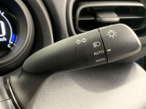 車外の明るさによって自動で点灯・消灯するオートライト
