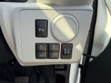 運転席右側のスイッチ関係です。