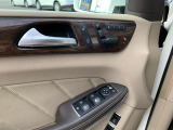☆クルマ買ったらエンジンオイル無料のテクノオートリアルです。納車時より走行距離4000キロ又は6ヶ月に一回のペースでご来店していただければ、エンジンオイル交換が無料です!工賃・オイル代金が0円!