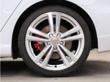 ■タイヤ225/40R18