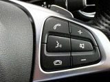 ステアリング右側に設置されている操作部ではメーター内の液晶ディスプレイの情報を変更する際などに使用致します。