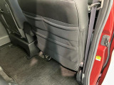 品質へのこだわり!フロアマットやシートなど車内をキレイに清掃し、ニオイや汚れなどを徹底的にクリーニングしてもらっております。室内はピカピカです☆