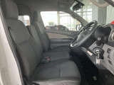 運転席シートです。