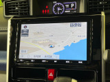 【メーカー純正9インチナビ】インテリアに溶け込むスタイリッシュな「専用設計」メーカーナビを装備♪視認性や操作性など基本性能にも優れ、より上質なカーライフをお楽しみいただけます。