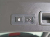 納車前点検はお任せ下さい!スバル認定U-Carは、全車12ヶ月点検、車検などの法定点検を実施。メカニックの確かな技術で最大88項目にわたりチェックしており品質、安心を支えます。