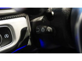 メルセデスジャパンが定めるサーティファイドカー(認定中古車)として登録を致しますので、納車時にはタイヤやバッテリー等も規定以下の数値であれば、整備代金を頂かず、無償で交換となります。ご安心下さい。