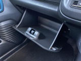 当店のお車をご覧いただきましてありがとうございます。お車についてのご質問やお見積りのご依頼、ご購入にあたってのご相談などは無料電話(0078-6002-312860)にお気軽にお問い合わせ下さい!